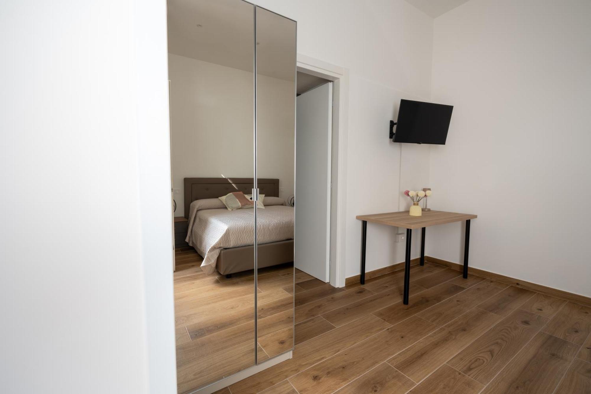 Maraf Rooms Торре-Аннунциата Экстерьер фото