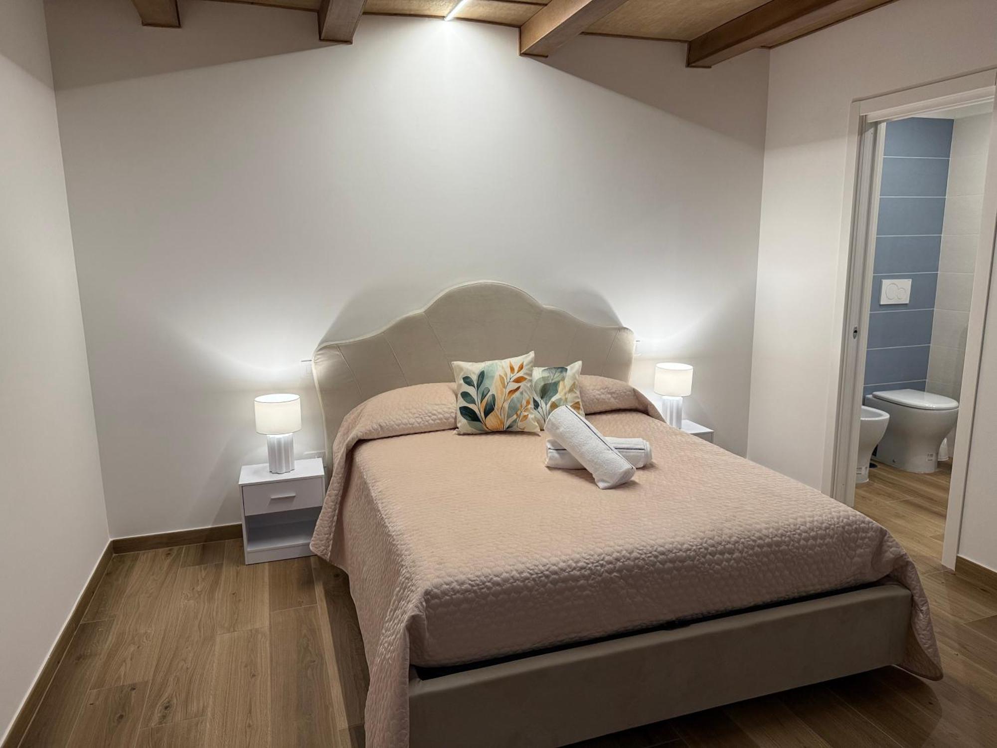 Maraf Rooms Торре-Аннунциата Экстерьер фото