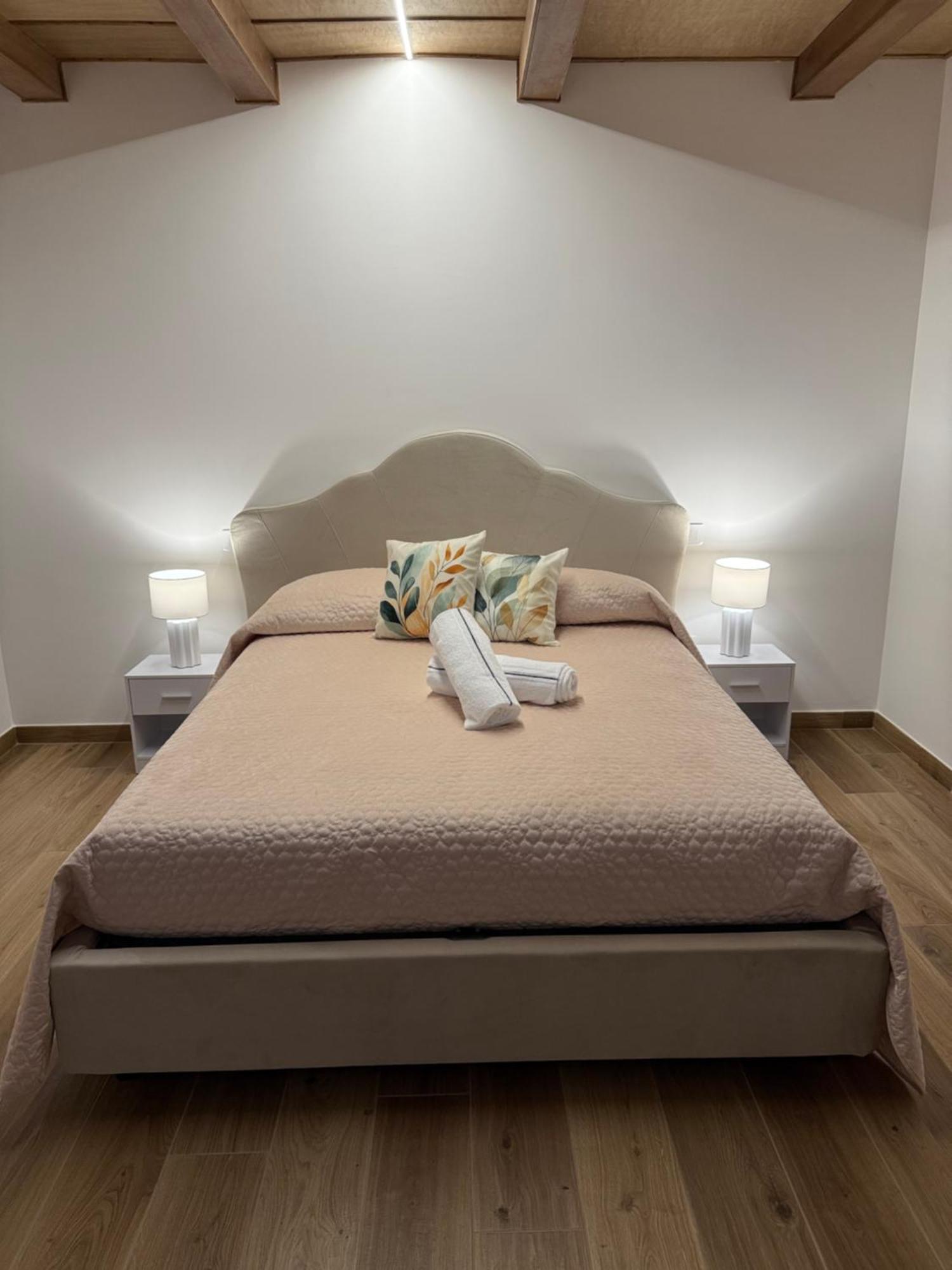 Maraf Rooms Торре-Аннунциата Экстерьер фото