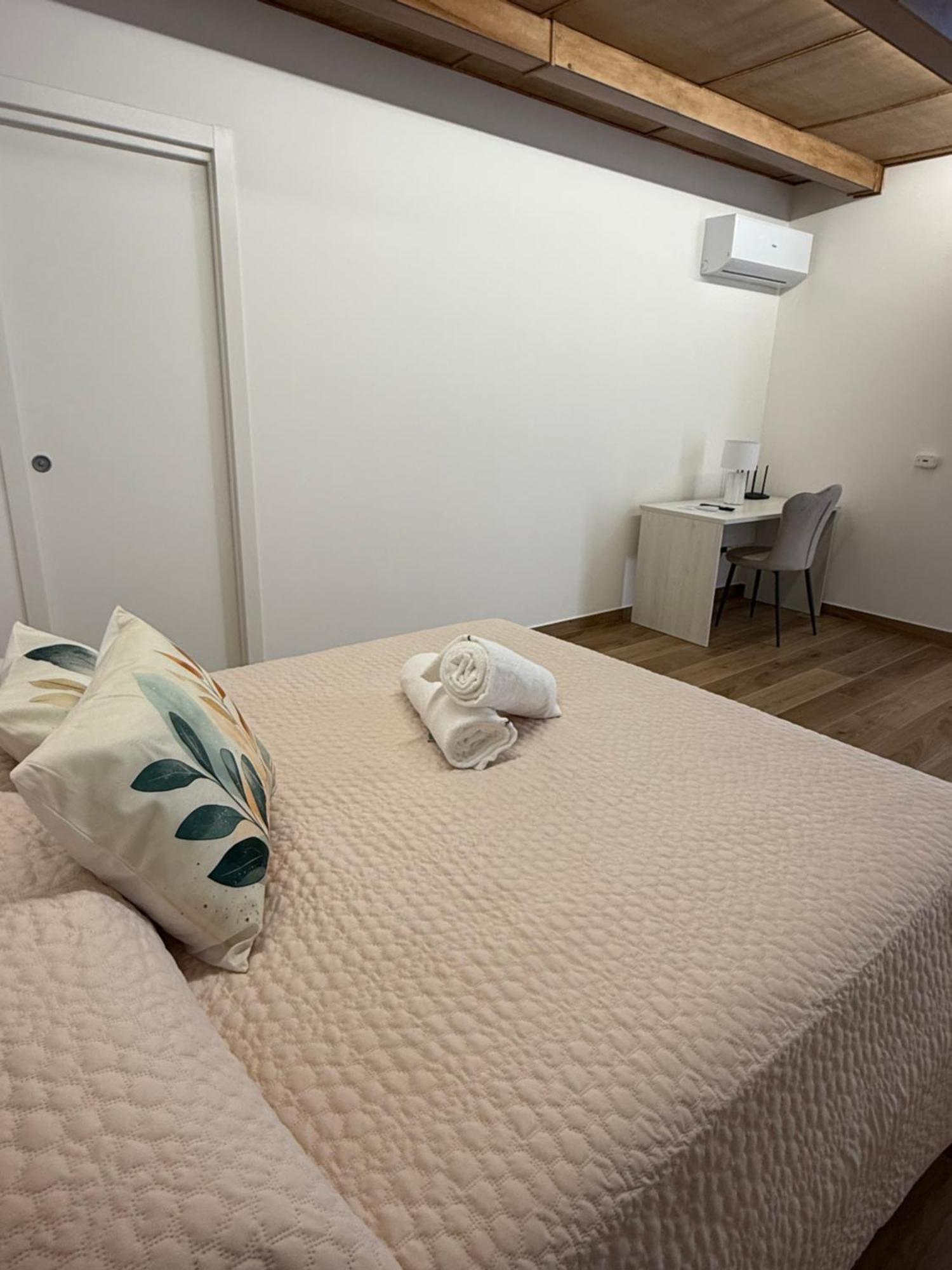 Maraf Rooms Торре-Аннунциата Экстерьер фото